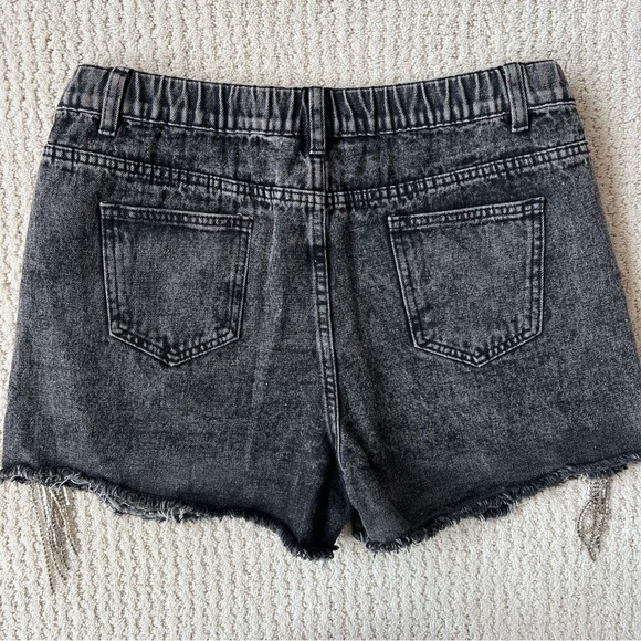 SAVANNA JANE Rhinestone Tassel Black Gray Distressed Jean Shorts Large L - Picture 11 of 12
